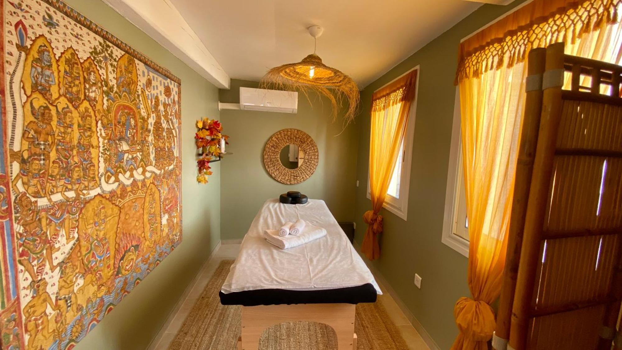 L'Annexe Spa Du Tropical Lodge Нарбонна Экстерьер фото